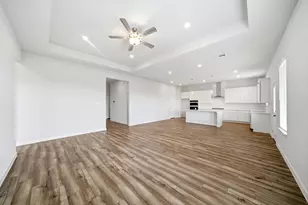 1616 Elm Ct, Angleton, TX 77515 - Photo 4