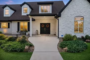 8504 Prince William Ct, Montgomery, TX 77316 - Photo 2