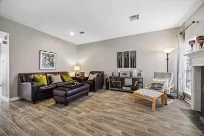 3300 Bellefontaine Street #2, Houston, TX 77025 - Photo 4