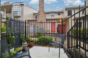 7350 Kirby Dr, Houston, TX 77030 - Photo 6