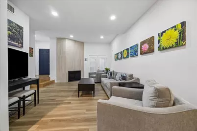 7350 Kirby Drive #21, Houston, TX 77030 - Photo 2