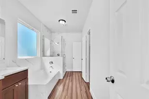 8135 Chateau St, Houston, TX 77028 - Photo 8