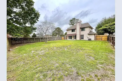 10910 Olivewood Drive, Houston, TX 77089 - Photo 14