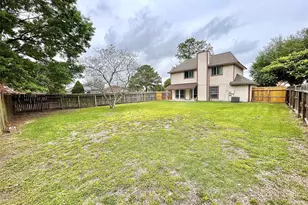 10910 Olivewood Dr, Houston, TX 77089 - Photo 14