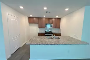 7111 Escondido Dr, Rosharon, TX 77583 - Photo 2