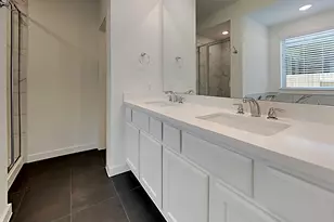 432 Flowering Lotus Ct, Conroe, TX 77318 - Photo 8