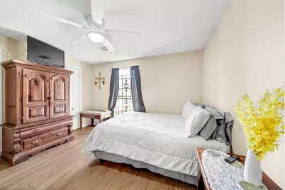 3926 Heatherbrook Drive, Houston, TX 77045 - Photo 8
