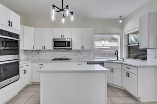 4510 Chestnut Meadow Dr, Sugar Land, TX 77479 - Photo 12