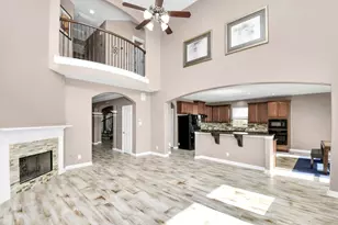 9511 Emerald Lakes Dr, Rosharon, TX 77583 - Photo 8