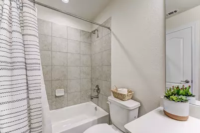 219 Bentwater Lane, Clute, TX 77531 - Photo 34