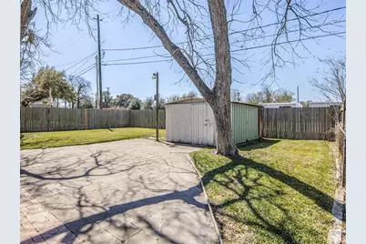 2215 Silverbonnet Street, Houston, TX 77055 - Photo 20