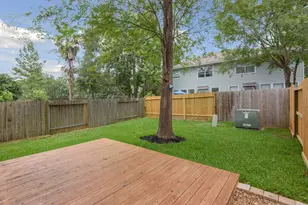19 Musk Rose Ct, The Woodlands, TX 77382 - Photo 28