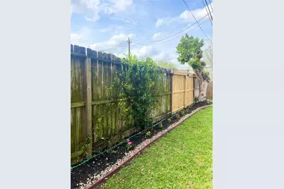 867 Carlingford Lane, Houston, TX 77079 - Photo 30