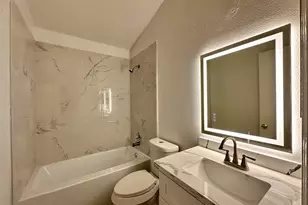 8202 Radial Ct, Rosharon, TX 77583 - Photo 24