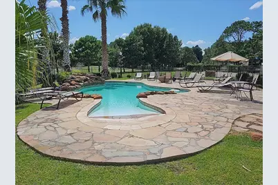 16020 Fountainview Drive #12, Montgomery, TX 77356 - Photo 2