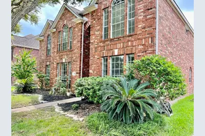 4122 Casa Del Lago Drive, Missouri City, TX 77459 - Photo 2