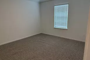 407 Robin St, Angleton, TX 77515 - Photo 18