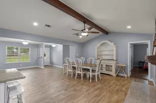 7010 Bluebird Ln, Alvin, TX 77511 - Photo 14