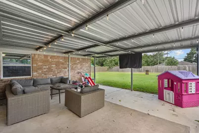 7010 Bluebird Lane, Alvin, TX 77511 - Photo 28