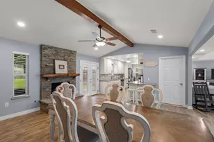 7010 Bluebird Ln, Alvin, TX 77511 - Photo 12
