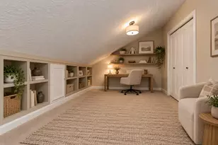 105 Seminole Dr, New Ulm, TX 78950 - Photo 36