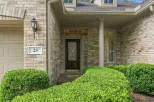 23 S Belfair Pl, The Woodlands, TX 77382 - Photo 2