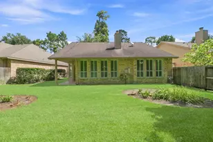 23 S Belfair Pl, The Woodlands, TX 77382 - Photo 26