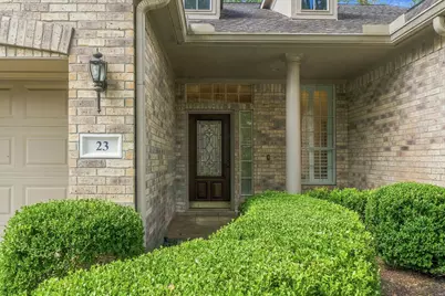 23 S Belfair Place, The Woodlands, TX 77382 - Photo 2