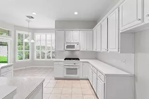 23 S Belfair Pl, The Woodlands, TX 77382 - Photo 10