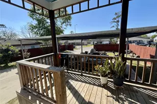 13505 Orleans St, Houston, TX 77015 - Photo 6