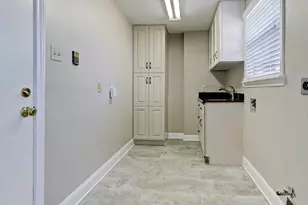4126 S Durness Way, Houston, TX 77025 - Photo 14