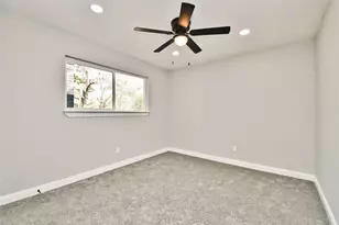 2035 Round Spring Dr, Houston, TX 77339 - Photo 12
