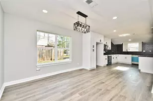 2035 Round Spring Dr, Houston, TX 77339 - Photo 4