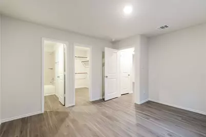 2420 Bull Trout Drive, Conroe, TX 77384 - Photo 8