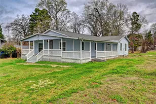 170 Mesa Verde, Livingston, TX 77351 - Photo 1
