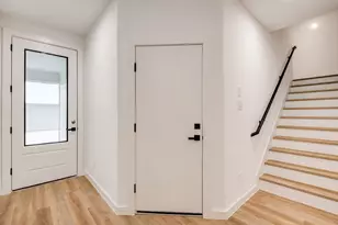 6742 Peerless St, Houston, TX 77021 - Photo 2