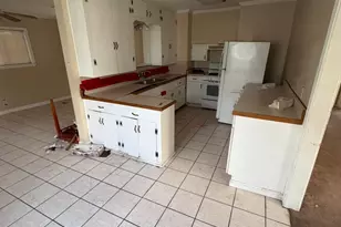 151 Parker Rd, Houston, TX 77076 - Photo 8