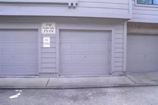 2711 Grants Lake Blvd, Sugar Land, TX 77479 - Photo 2