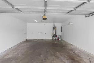 2131 Counter Point Dr, Houston, TX 77055 - Photo 20