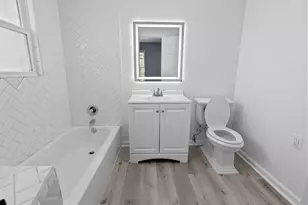 2131 Counter Point Dr, Houston, TX 77055 - Photo 14