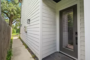 4032 Porter St, Houston, TX 77021 - Photo 2