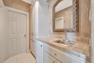 604 Harborside Way, Kemah, TX 77565 - Photo 32