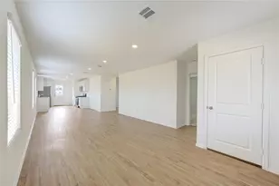 617 Roaring Fls Dr, Willis, TX 77378 - Photo 8