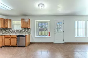 1339 Diamond Bluff, San Antonio, TX 78251 - Photo 6