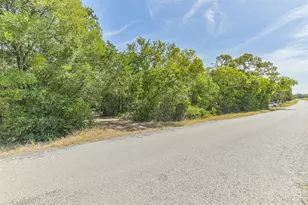 6606 Longpoint Rd, Burton, TX 77835 - Photo 32