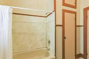 6606 Longpoint Rd, Burton, TX 77835 - Photo 18