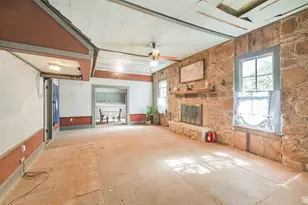 6606 Longpoint Rd, Burton, TX 77835 - Photo 6