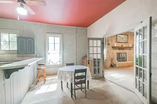 6606 Longpoint Rd, Burton, TX 77835 - Photo 12