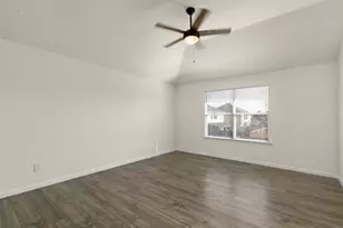 14106 Kinsbourne Ln, Houston, TX 77014 - Photo 12
