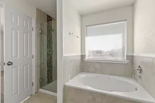 14106 Kinsbourne Ln, Houston, TX 77014 - Photo 16